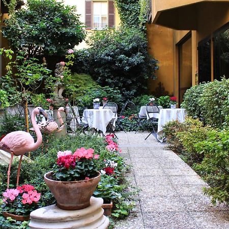 Hotel Sanpi Milano Esterno foto