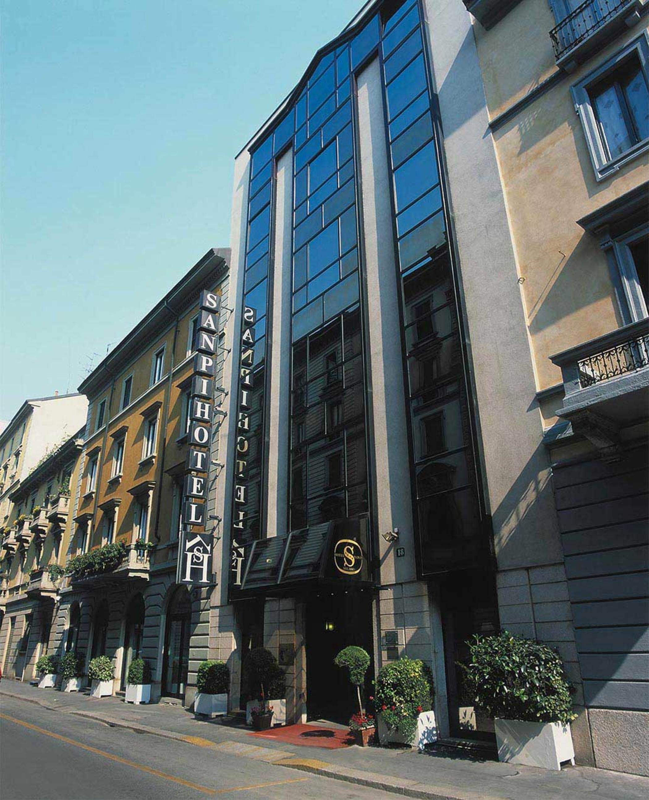Hotel Sanpi Milano Esterno foto