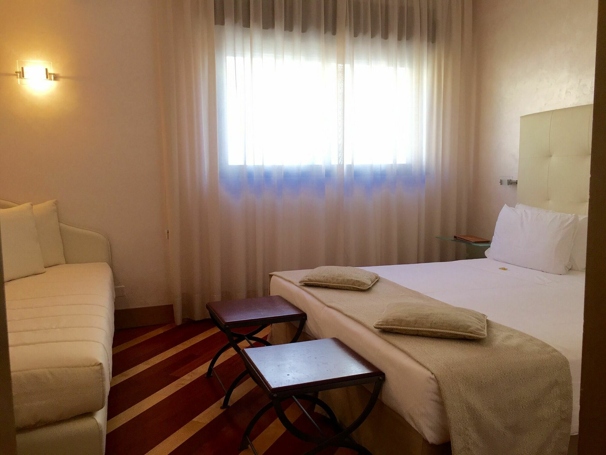 Hotel Sanpi Milano Esterno foto